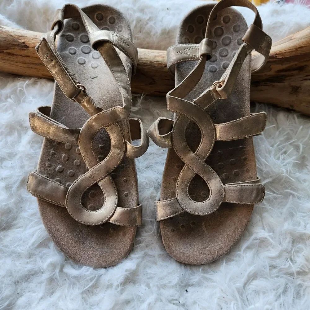 Vionic Jody sandals burnished gold
